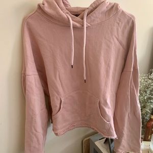 CROPPED SWEATSHIRT W/ EMBROIDERED HOOD